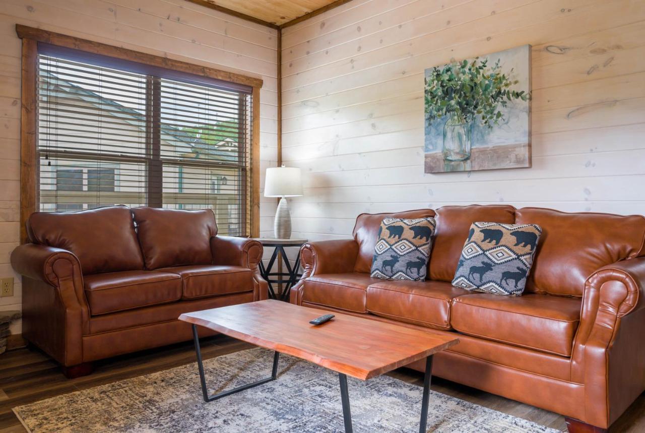 Osprey Nest Cottage Modern New Cabin Pigeon Forge Exterior photo